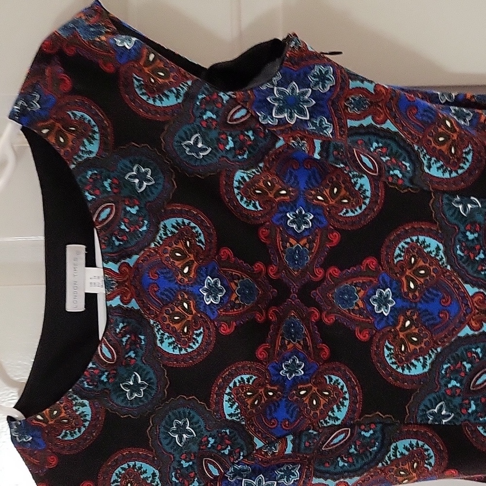 Dress - Picture 3 of 3